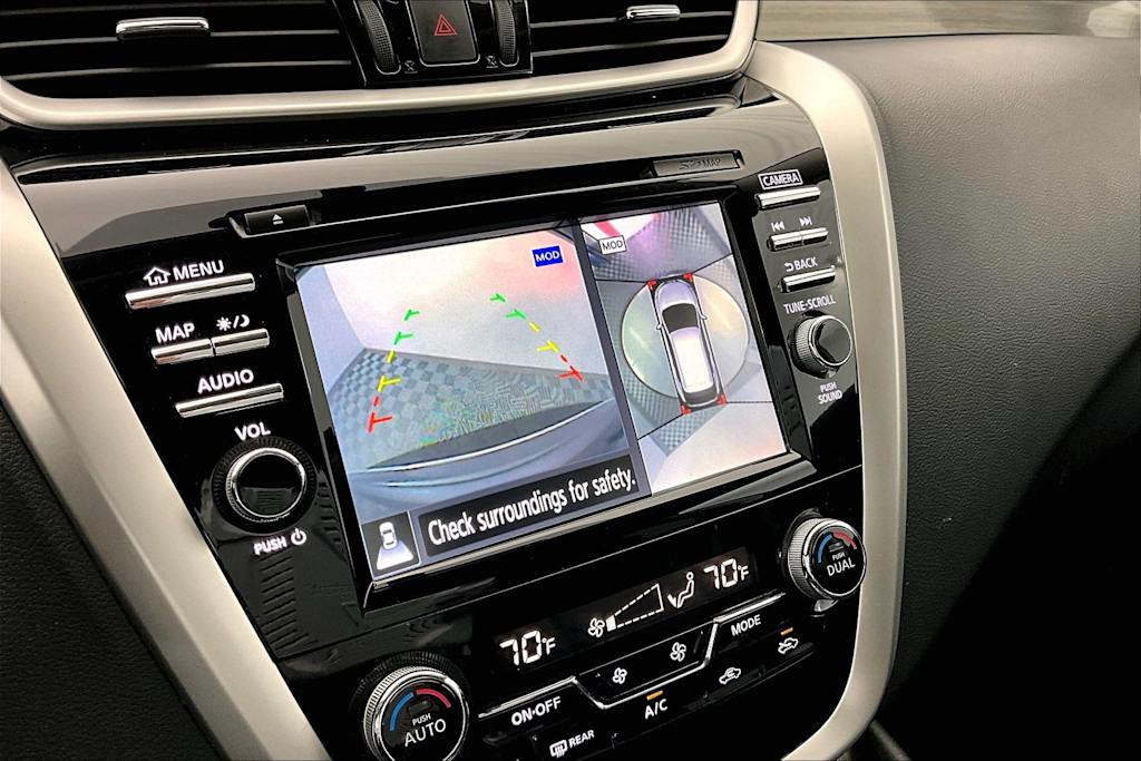 Thumbnail: 2015 Nissan Murano - 22