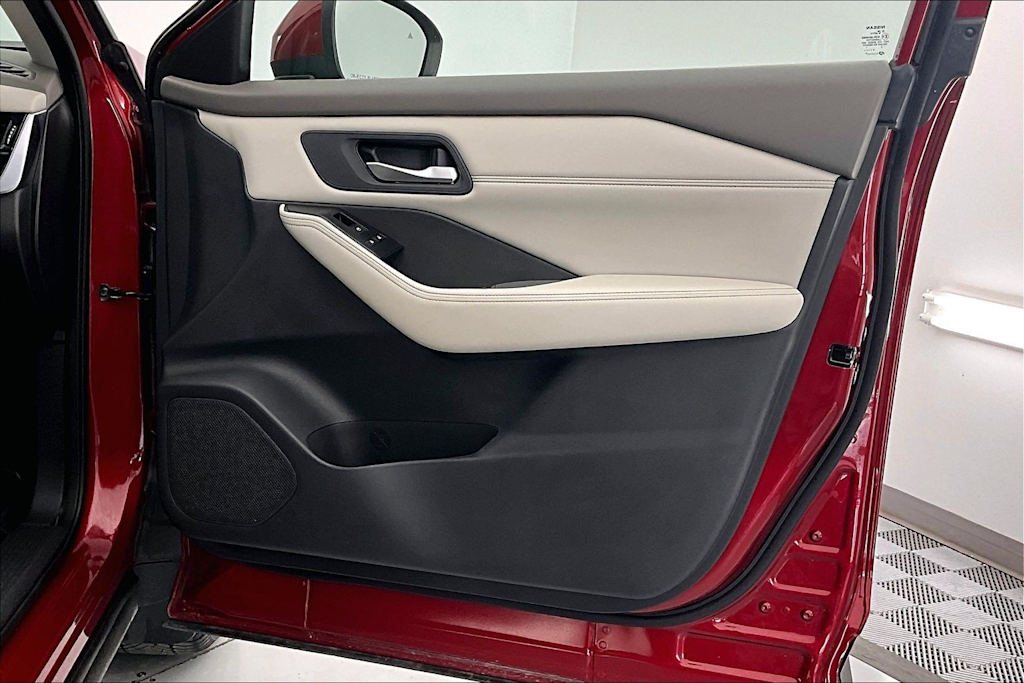 Thumbnail: 2023 Nissan Rogue - 25