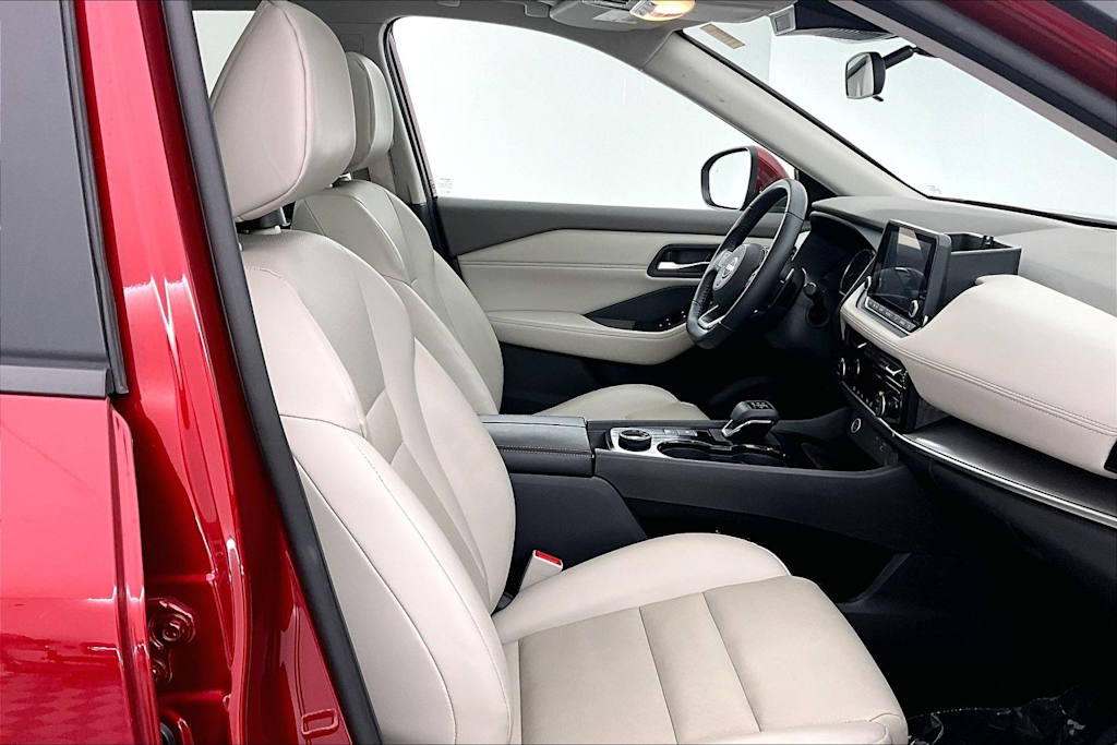 Thumbnail: 2023 Nissan Rogue - 21