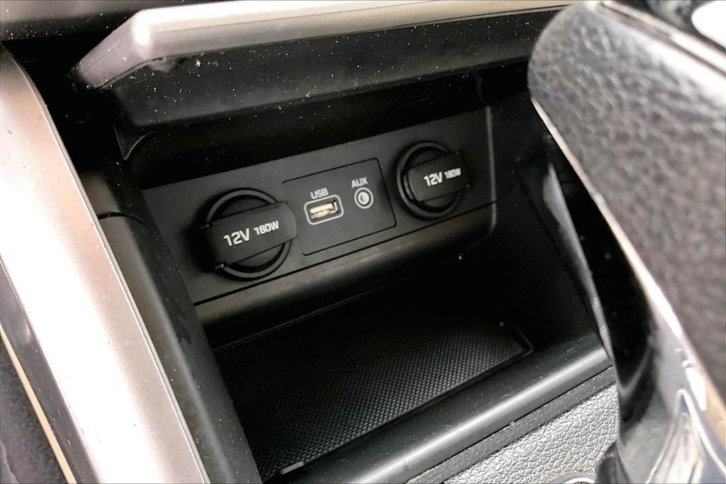 Thumbnail: 2015 Hyundai Sonata - 28