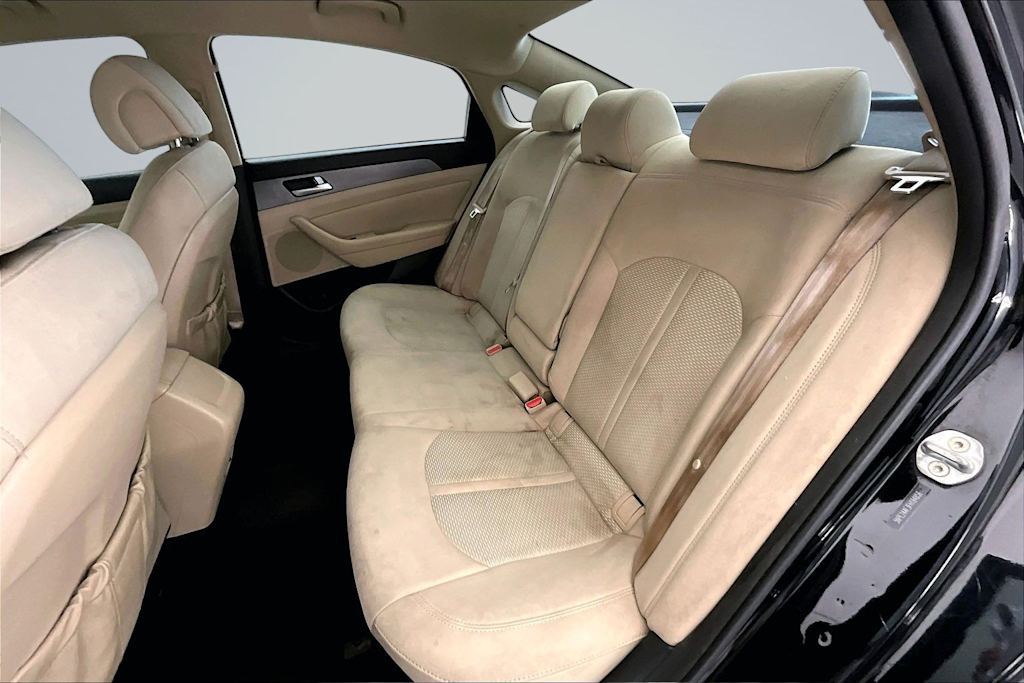 Thumbnail: 2015 Hyundai Sonata - 13