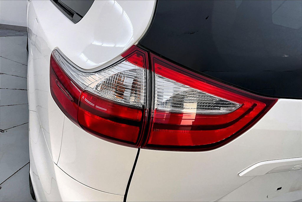 Thumbnail: 2017 Toyota Sienna - 26