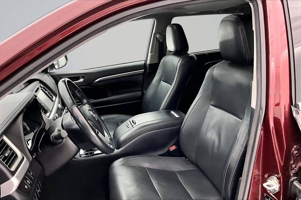 Thumbnail: 2017 Toyota Highlander - 11