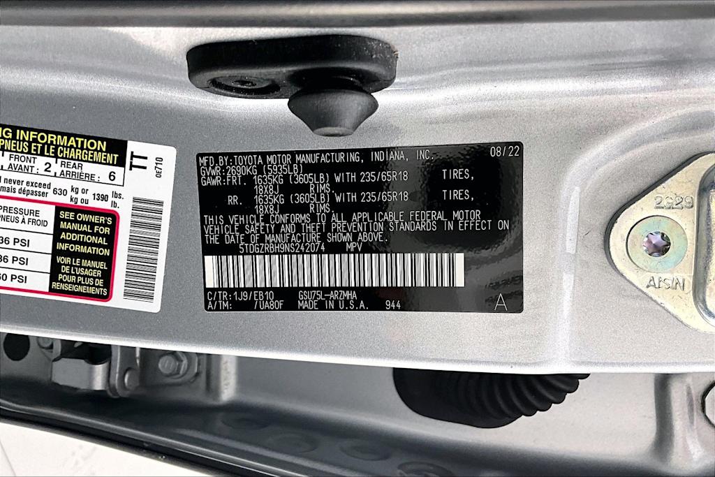 Thumbnail: 2022 Toyota Highlander - 19