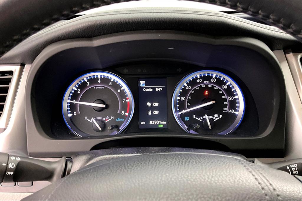 Thumbnail: 2019 Toyota Highlander - 17