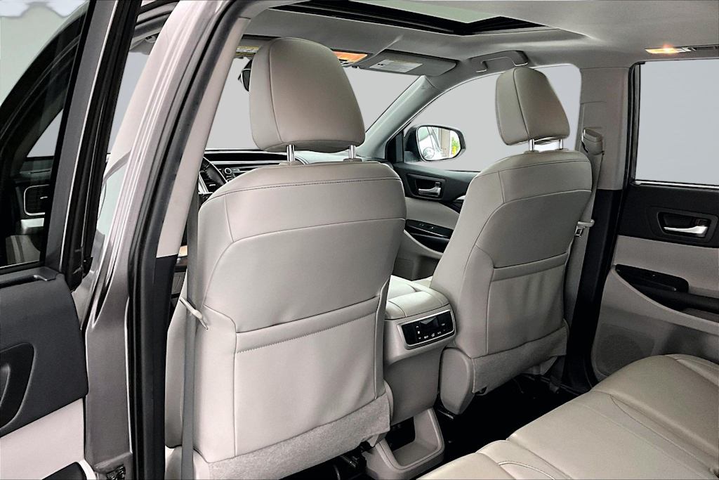 Thumbnail: 2019 Toyota Highlander - 13