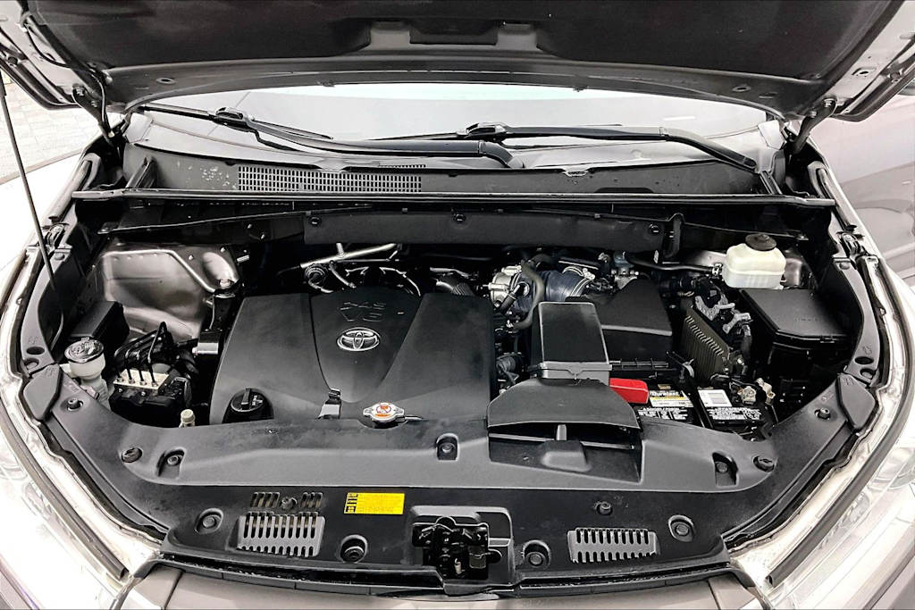 Thumbnail: 2019 Toyota Highlander - 9