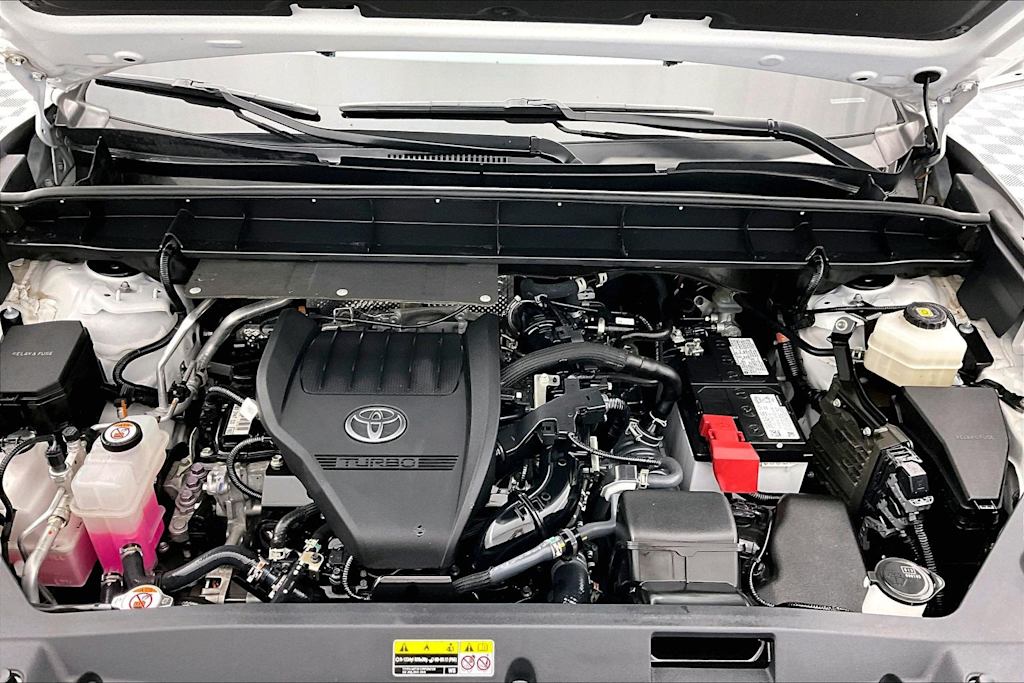 Thumbnail: 2023 Toyota Highlander - 9