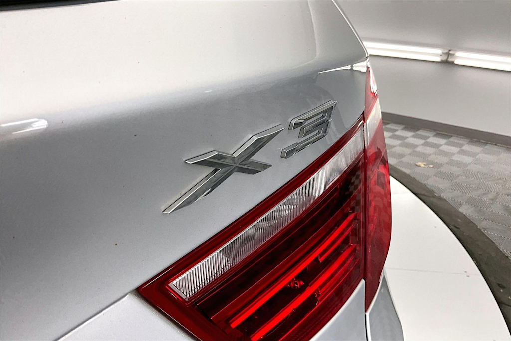 Thumbnail: 2017 BMW X3 - 20