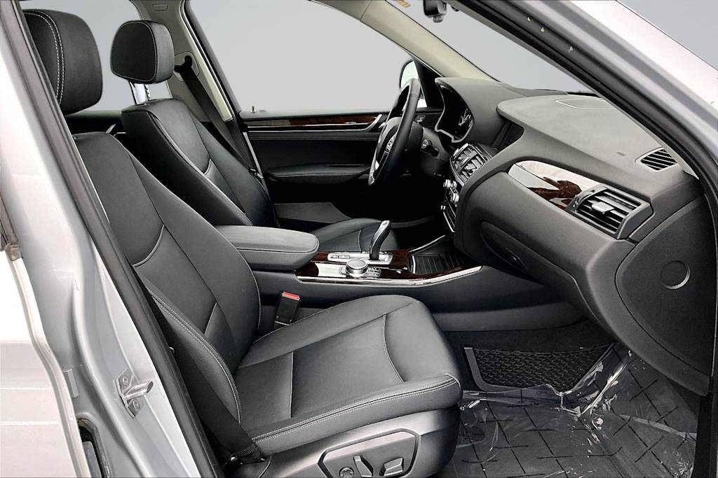 Thumbnail: 2017 BMW X3 - 11