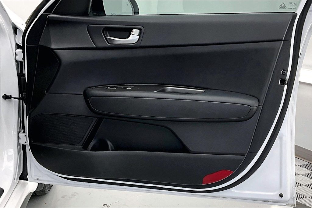 Thumbnail: 2019 Kia Optima - 25