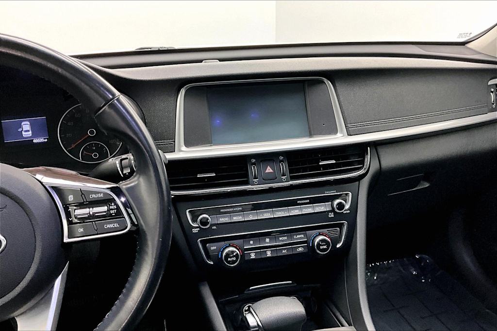 Thumbnail: 2019 Kia Optima - 15