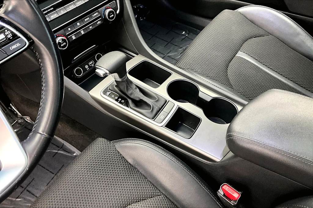 Thumbnail: 2019 Kia Optima - 17