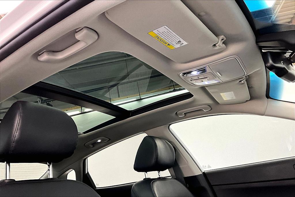 Thumbnail: 2019 Kia Optima - 23