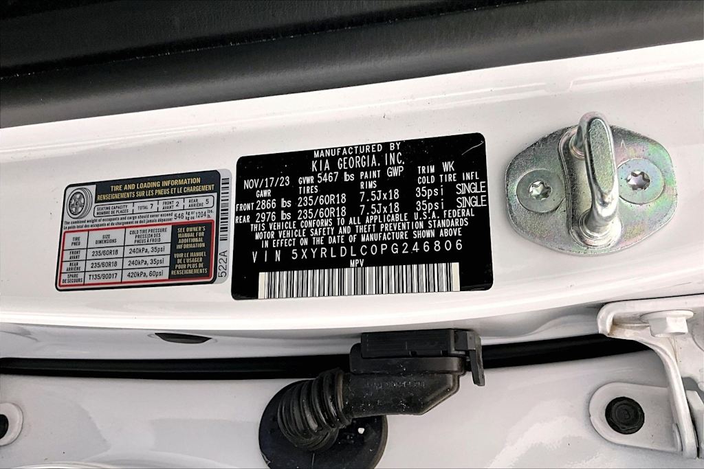 Thumbnail: 2023 Kia Sorento - 20