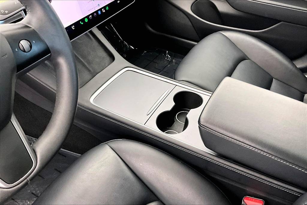 Thumbnail: 2021 Tesla Model 3 - 21
