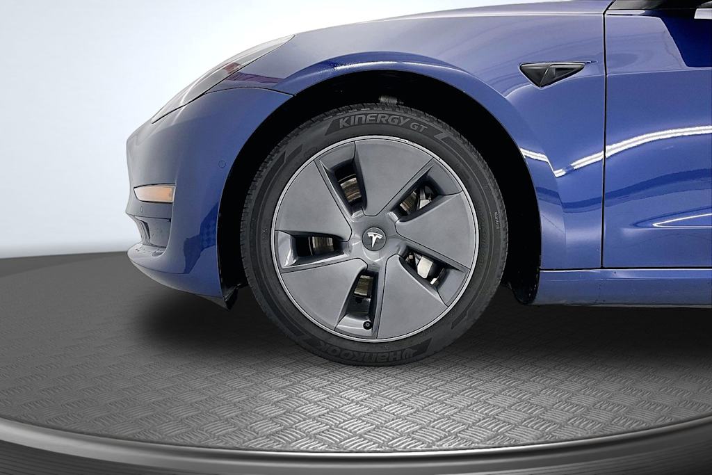 Thumbnail: 2022 Tesla Model 3 - 8