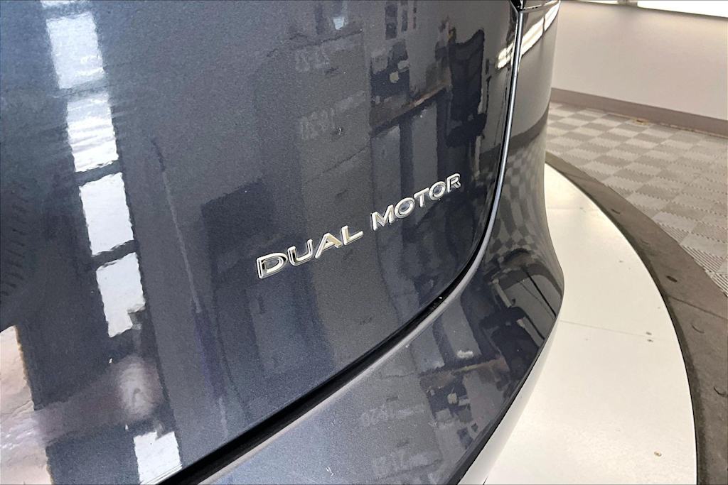 Thumbnail: 2023 Tesla Model 3 - 7