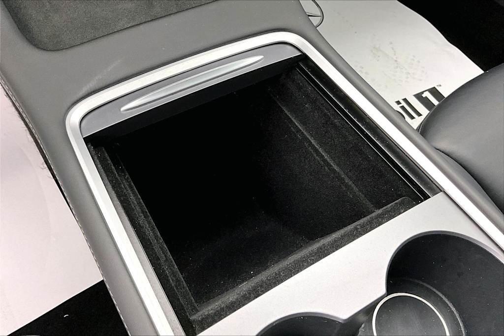 Thumbnail: 2023 Tesla Model 3 - 27