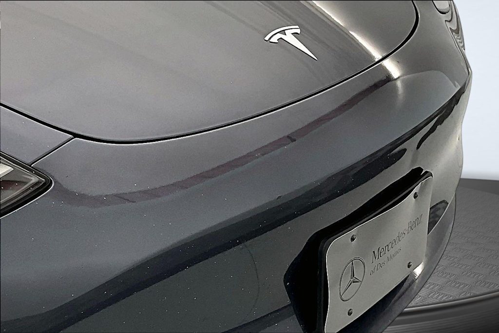 Thumbnail: 2023 Tesla Model 3 - 26
