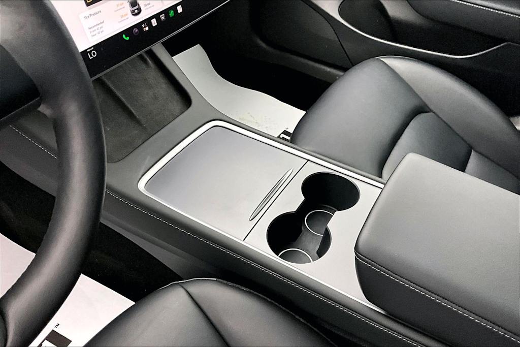 Thumbnail: 2023 Tesla Model 3 - 14