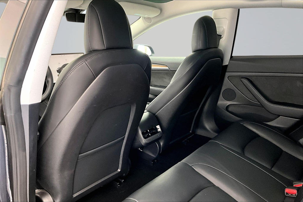 Thumbnail: 2023 Tesla Model 3 - 12