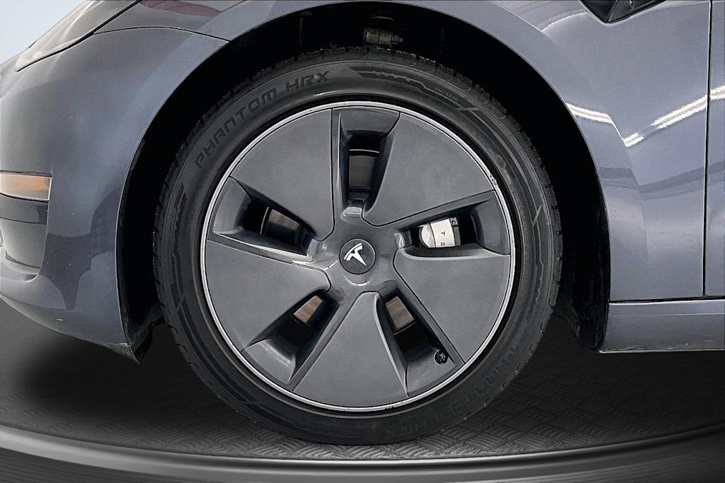 Thumbnail: 2023 Tesla Model 3 - 8