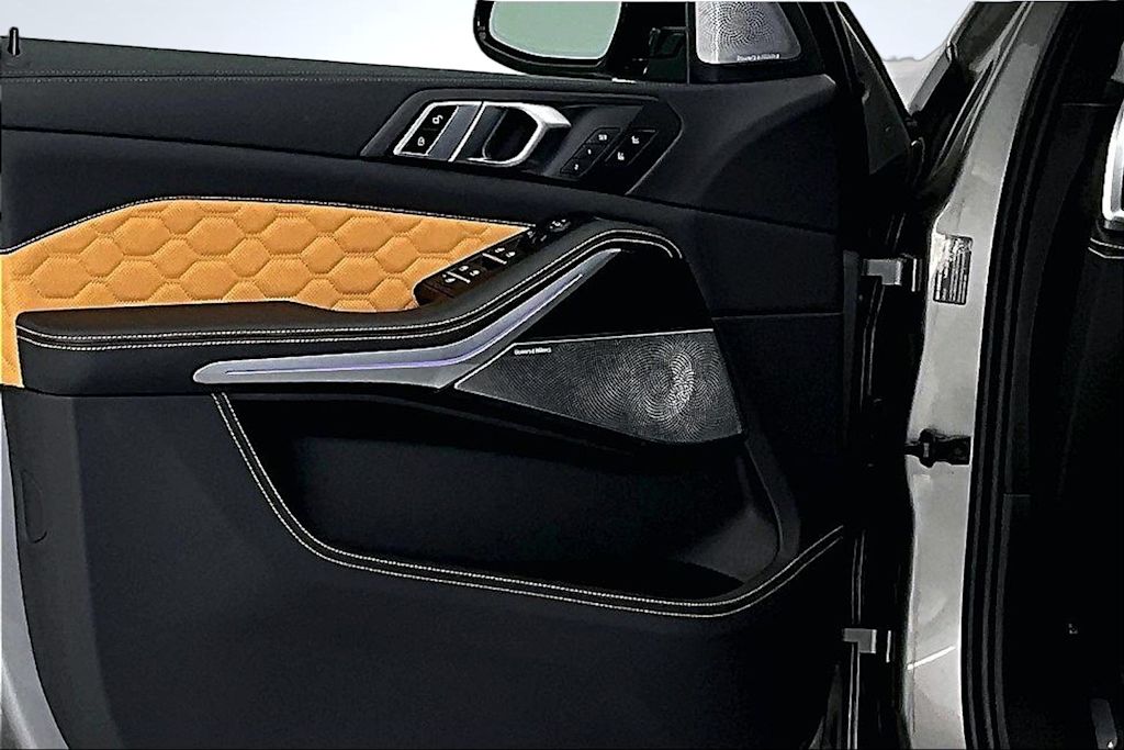 Thumbnail: 2023 BMW X5 - 25