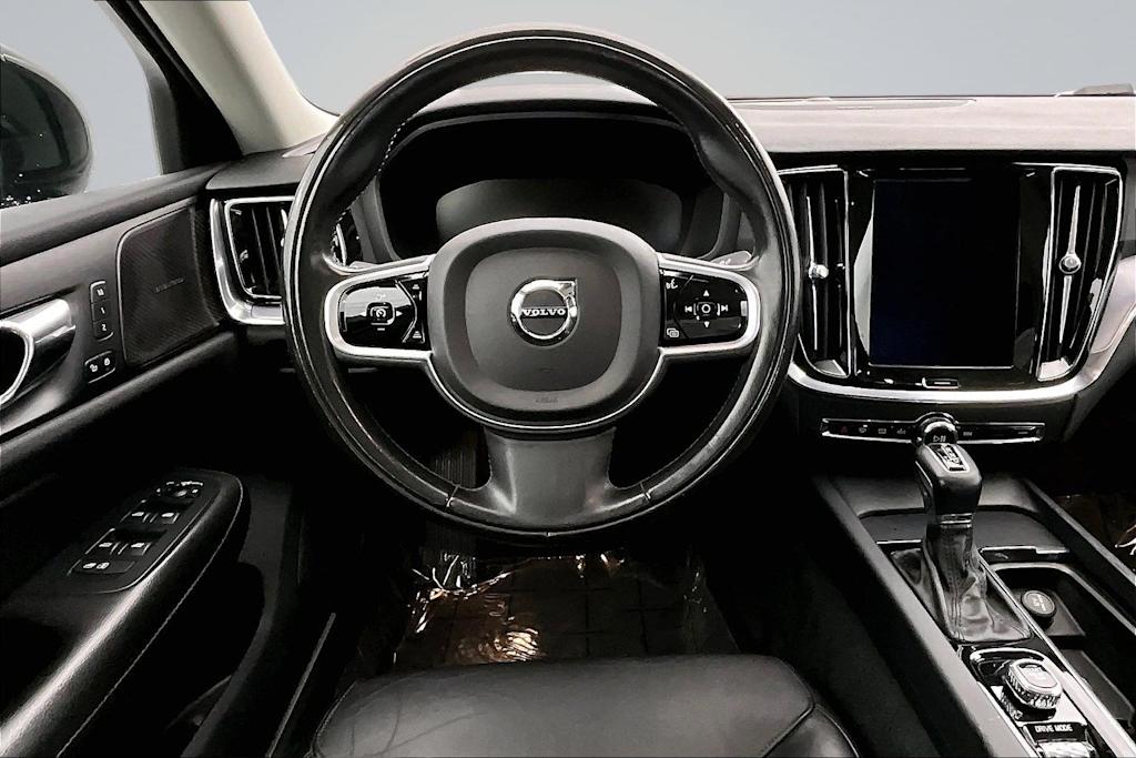 Thumbnail: 2020 Volvo S60 - 13