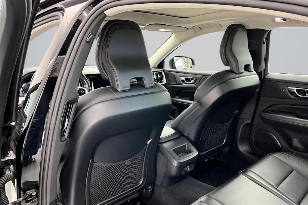 Thumbnail: 2020 Volvo S60 - 12