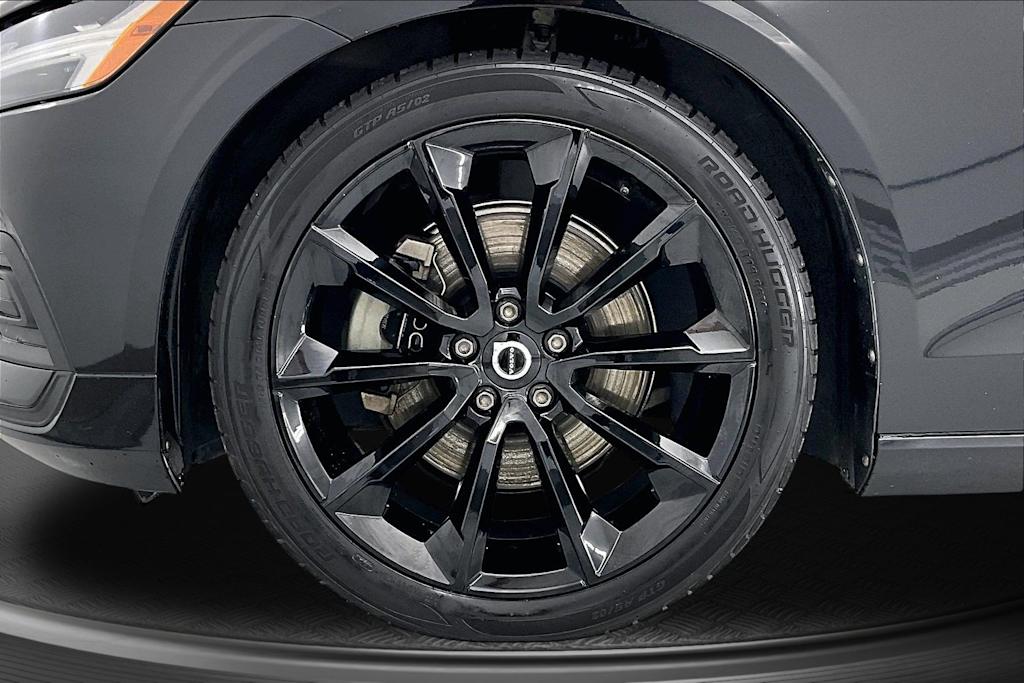 Thumbnail: 2020 Volvo S60 - 7