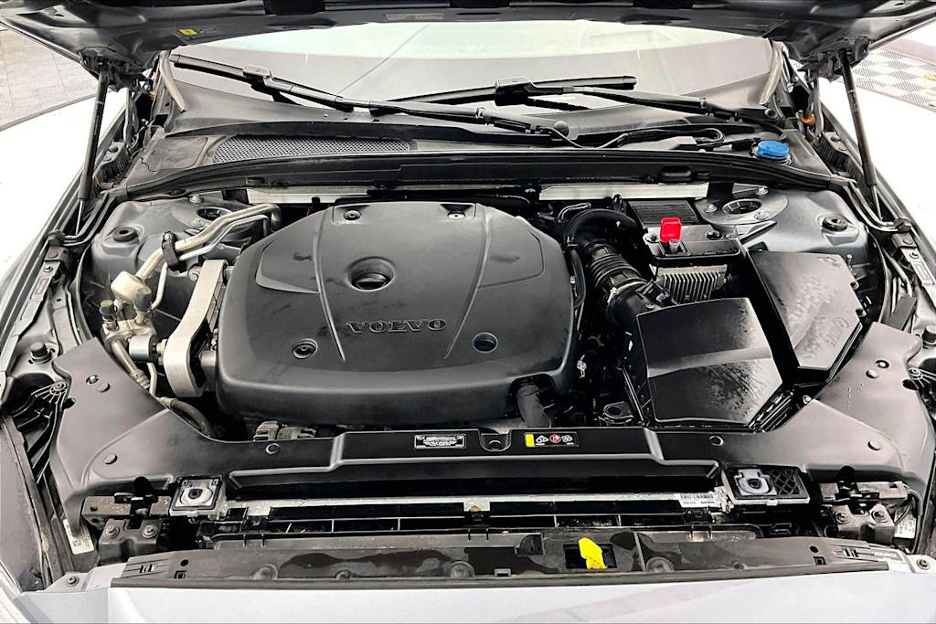 Thumbnail: 2021 Volvo S60 - 9