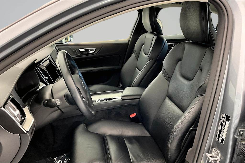 Thumbnail: 2021 Volvo S60 - 11