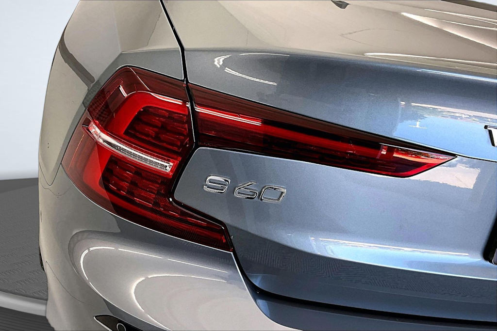 Thumbnail: 2021 Volvo S60 - 26