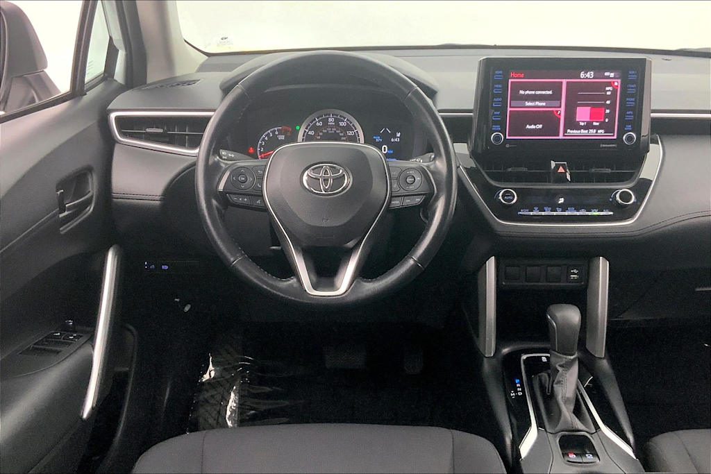 2022 Toyota Corolla Cross LE 14