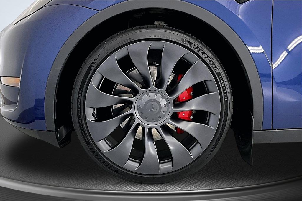 Thumbnail: 2023 Tesla Model Y - 8