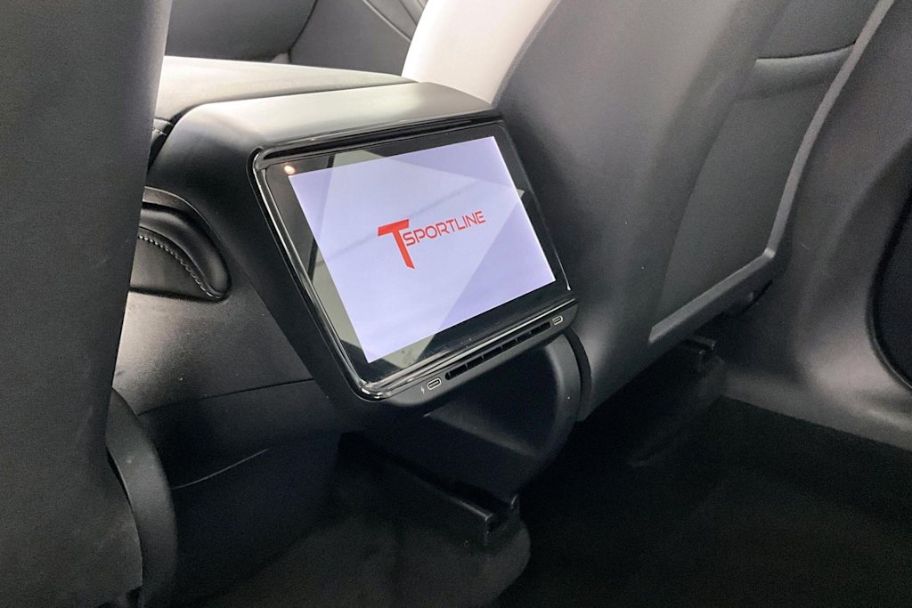 Thumbnail: 2023 Tesla Model Y - 28