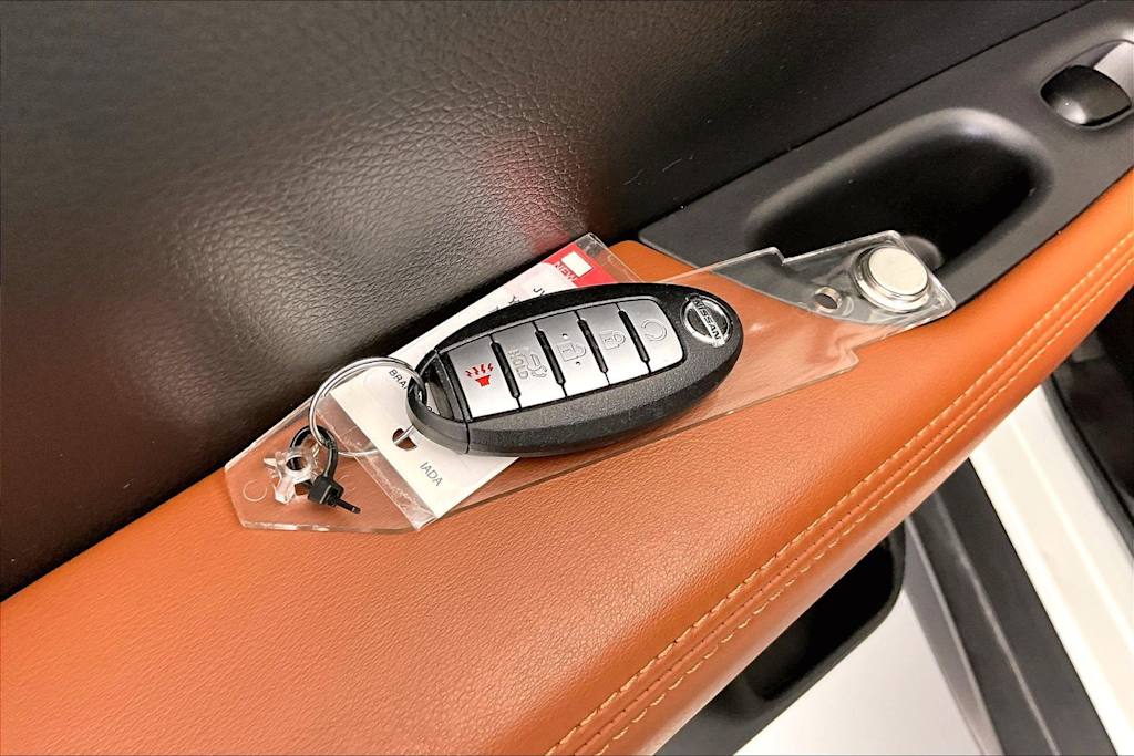 Thumbnail: 2018 Nissan Rogue - 20
