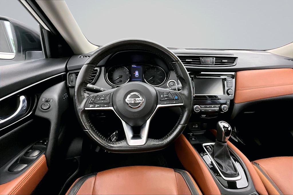Thumbnail: 2018 Nissan Rogue - 14