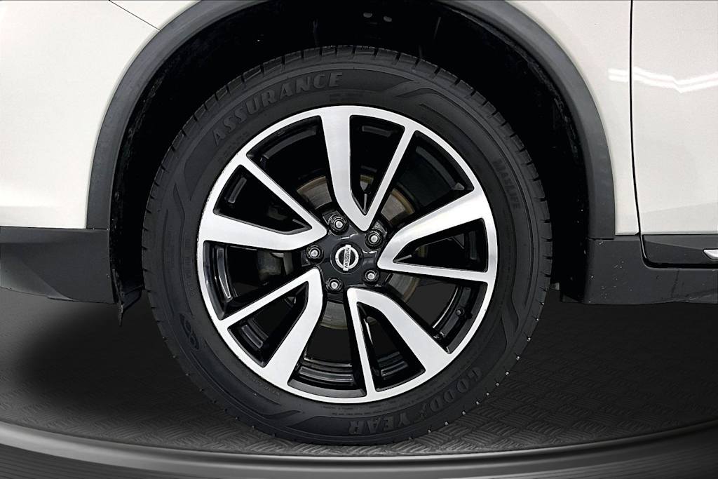 Thumbnail: 2018 Nissan Rogue - 8