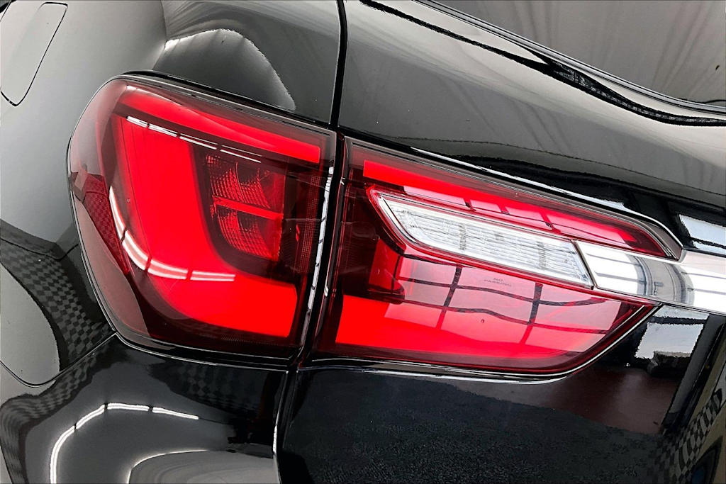 Thumbnail: 2018 INFINITI QX80 - 26