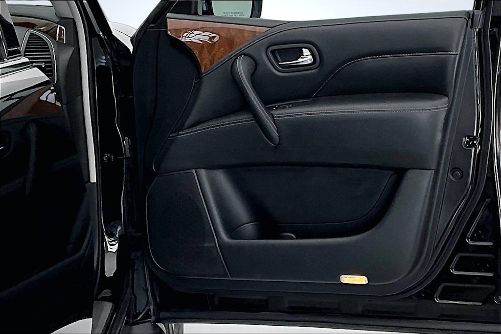Thumbnail: 2018 INFINITI QX80 - 25
