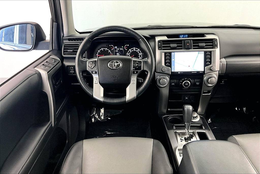 Thumbnail: 2024 Toyota 4Runner - 14