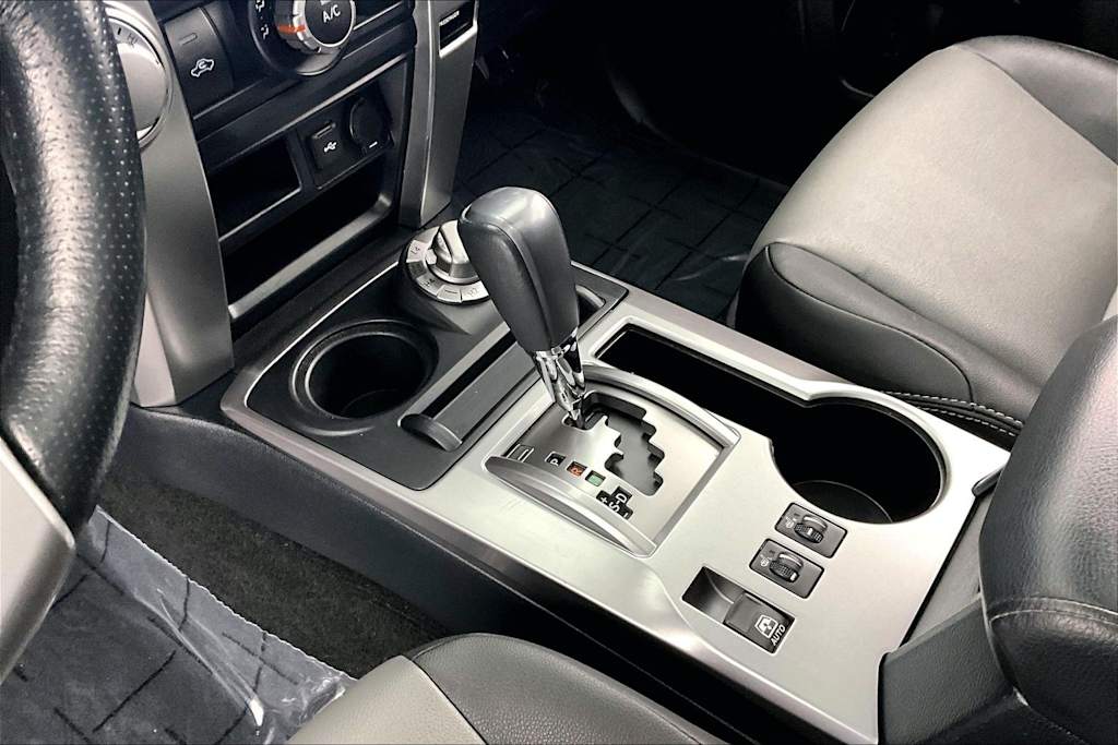 Thumbnail: 2024 Toyota 4Runner - 17