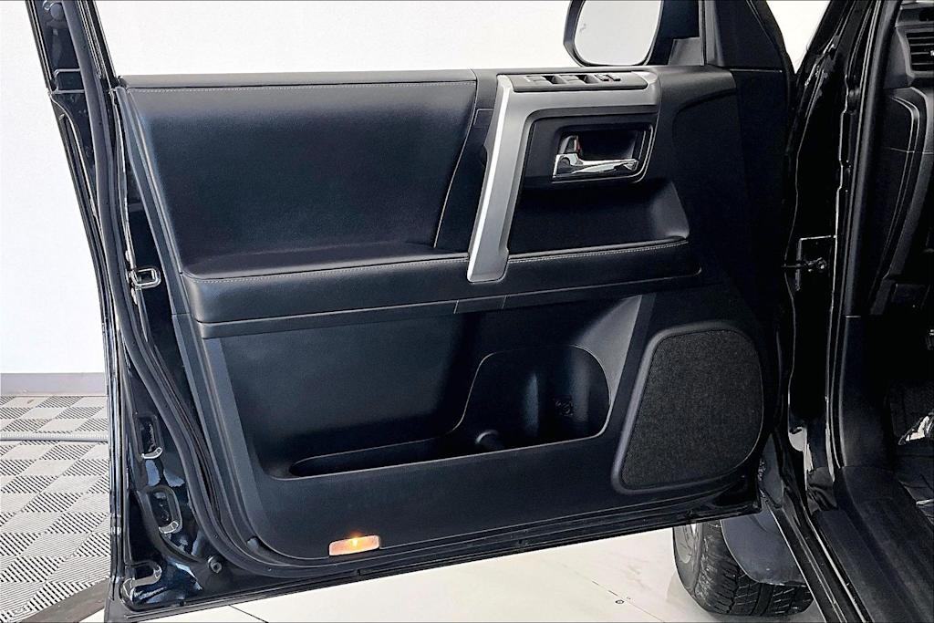 Thumbnail: 2024 Toyota 4Runner - 24