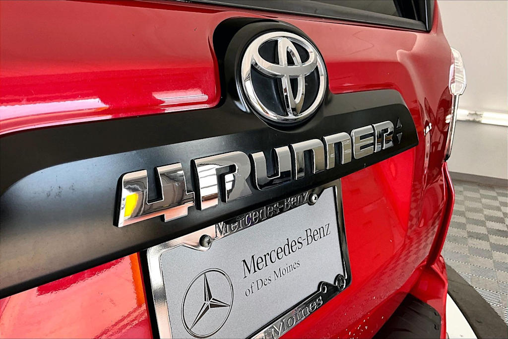 Thumbnail: 2022 Toyota 4Runner - 7