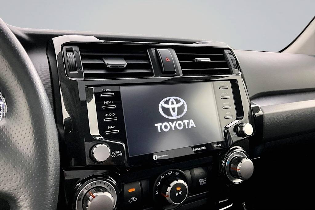 Thumbnail: 2022 Toyota 4Runner - 15