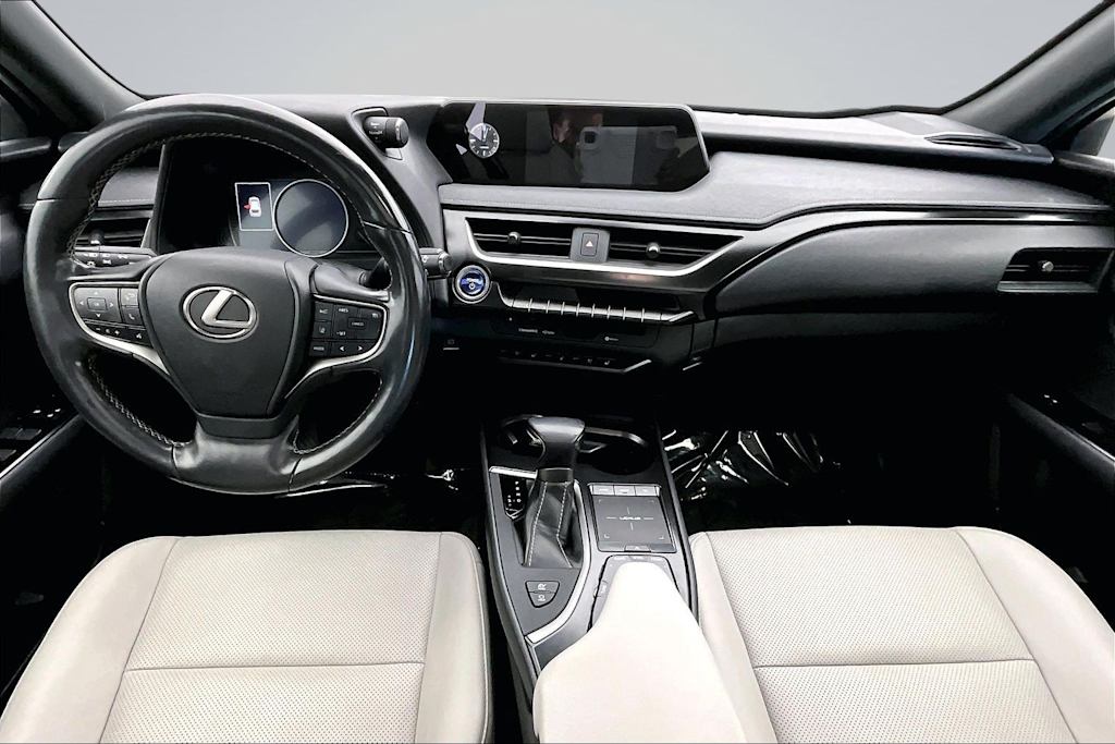 Thumbnail: 2019 Lexus UX - 10