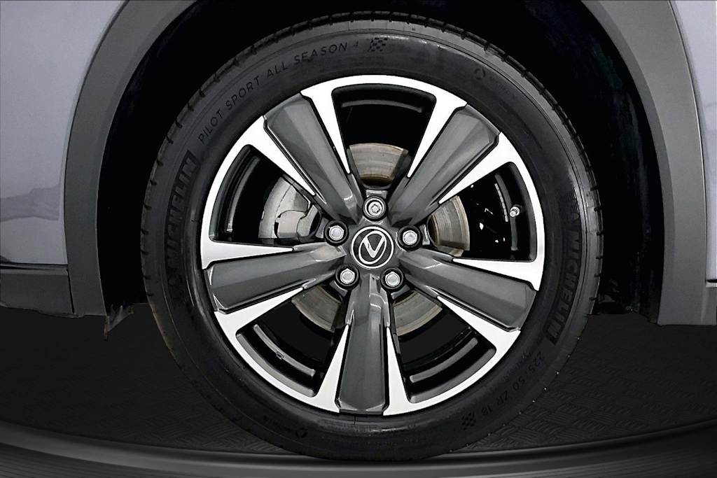 Thumbnail: 2019 Lexus UX - 8