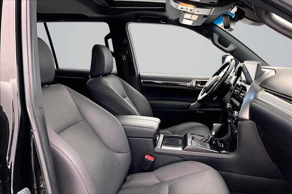 Thumbnail: 2023 Lexus GX - 12